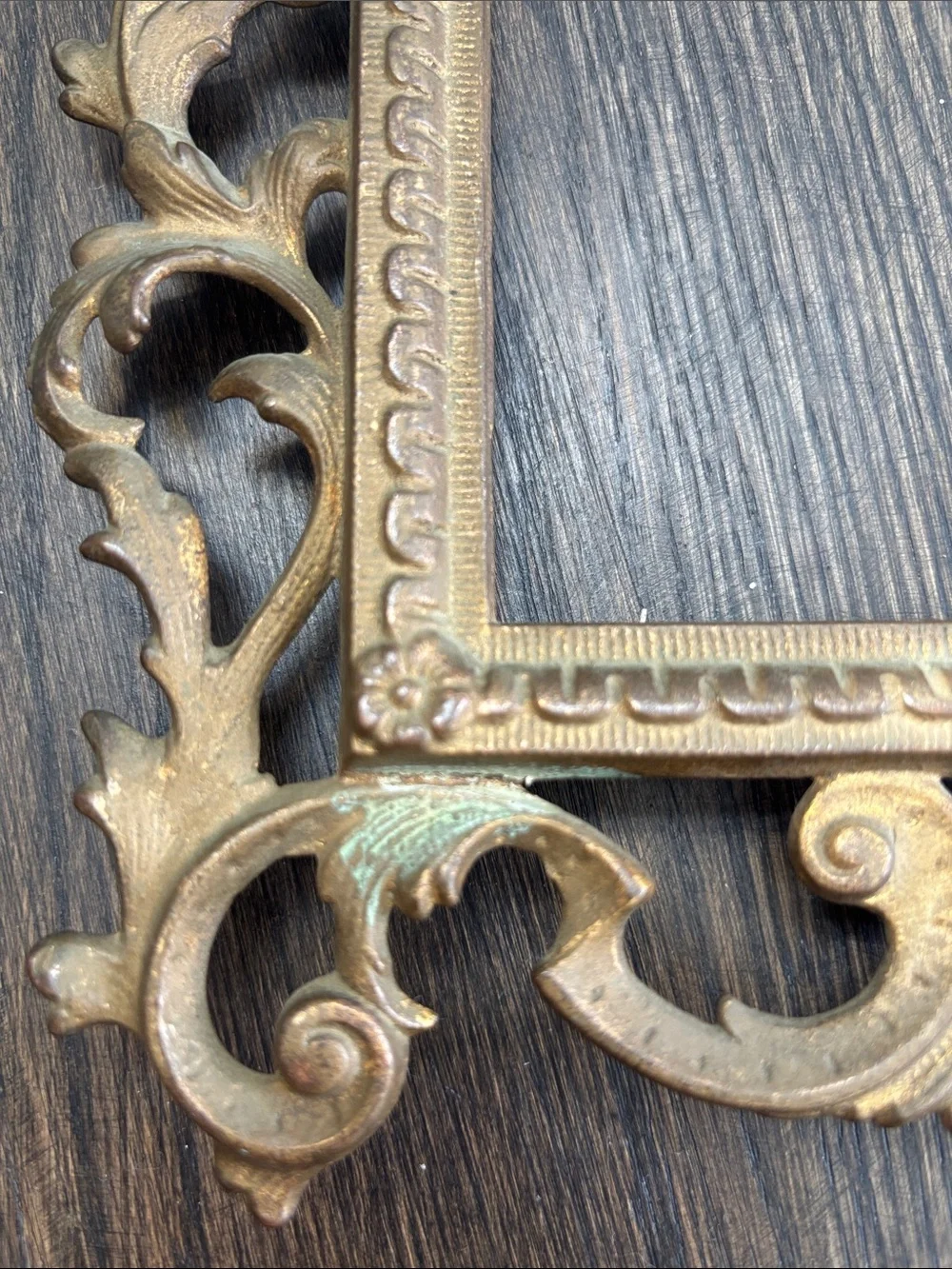 Vintage brass/gold tone table frame,ornate design,no glass, 12x8.5”,5x7” photo
